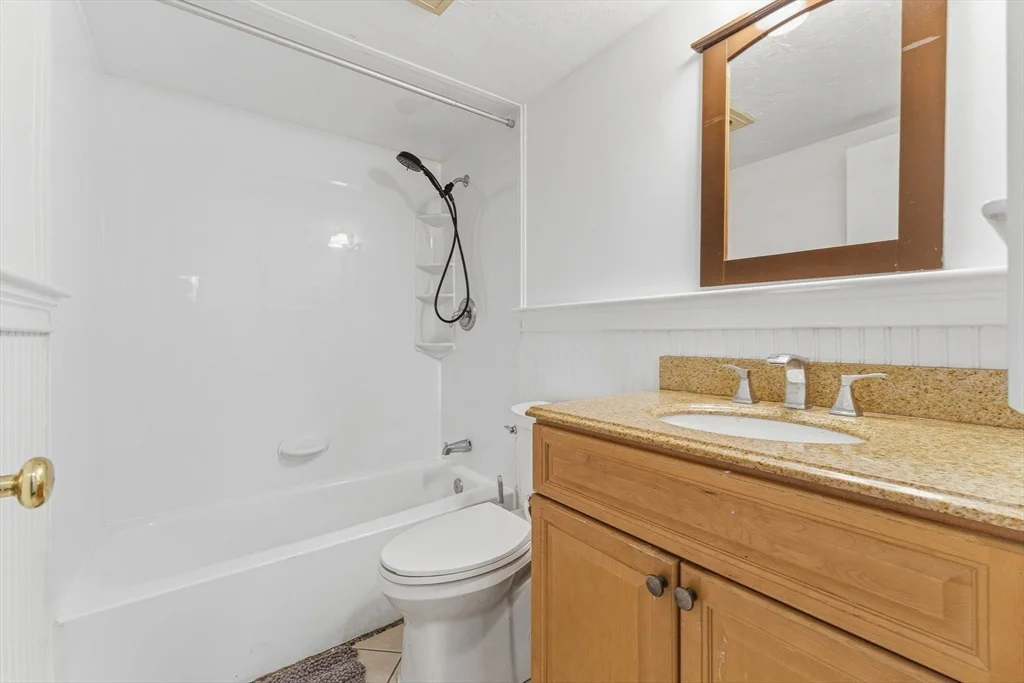 2 bed, 1 bath apartment for rent at 1011 Main St Unit 5, Woburn — photo 12 of 26