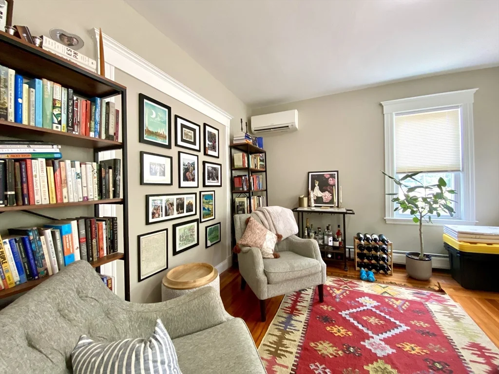 3 bed, 1 bath apartment for rent at 1011 Washington St Unit 1, Newton — photo 7 of 17