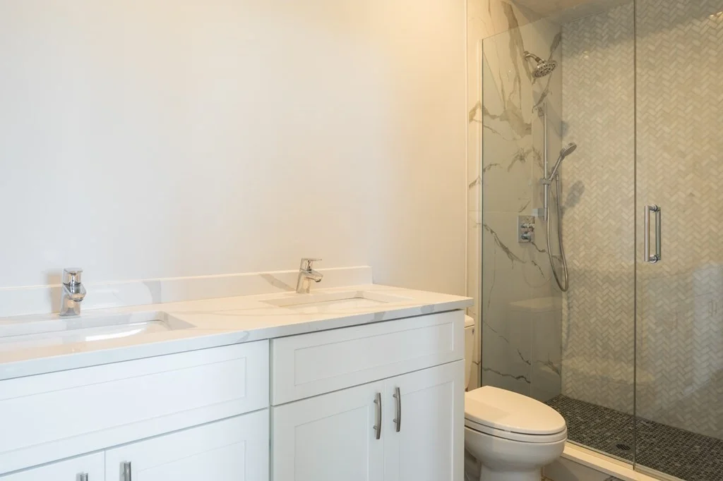 3 bed, 2 bath apartment for rent at 1012-1016 Bennington St Unit 6, East Boston — photo 7 of 11