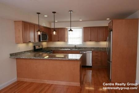 2 bed, 1.5 bath apartment for rent at 1012 Chestnut St Unit 1, Newton Upper Falls — photo 4 of 14
