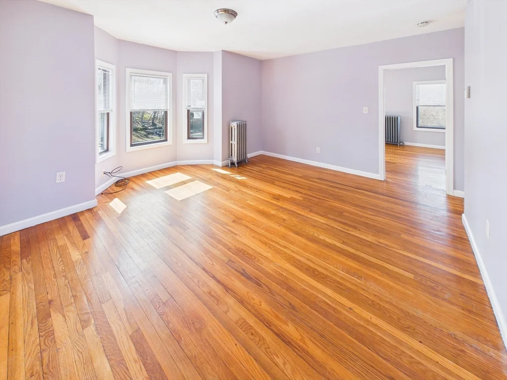 3 bed, 2 bath apartment for rent at 1015 Hyde Park Ave Unit 2, Hyde Park — photo 4 of 15