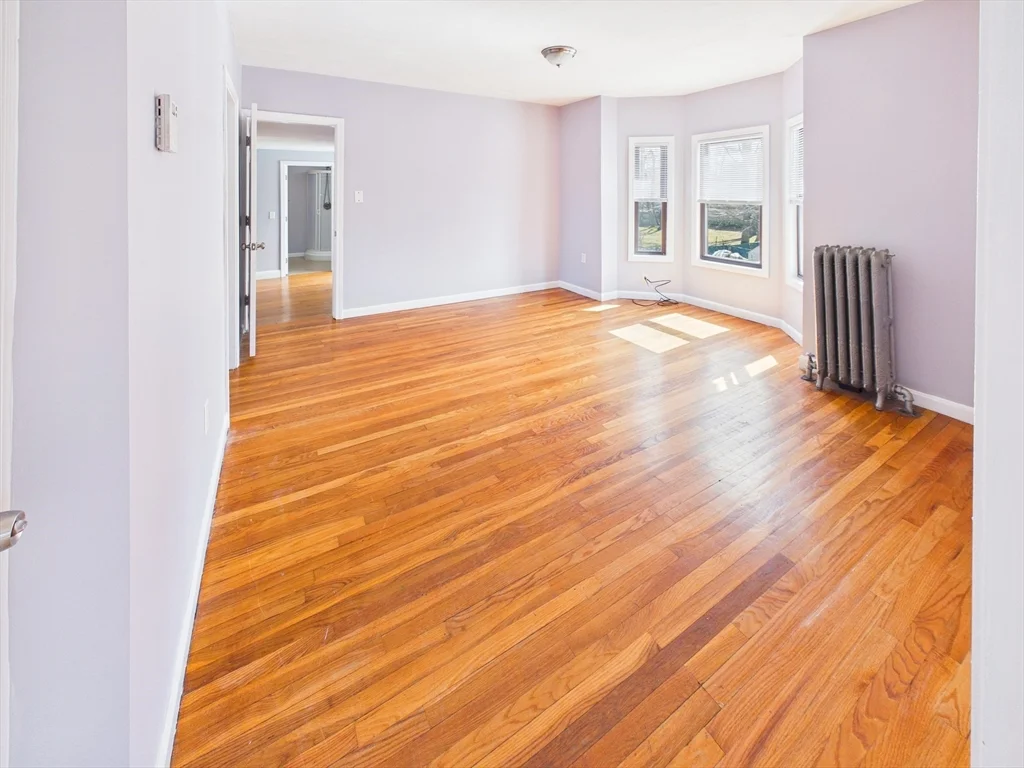 3 bed, 2 bath apartment for rent at 1015 Hyde Park Ave Unit 2, Hyde Park — photo 8 of 15