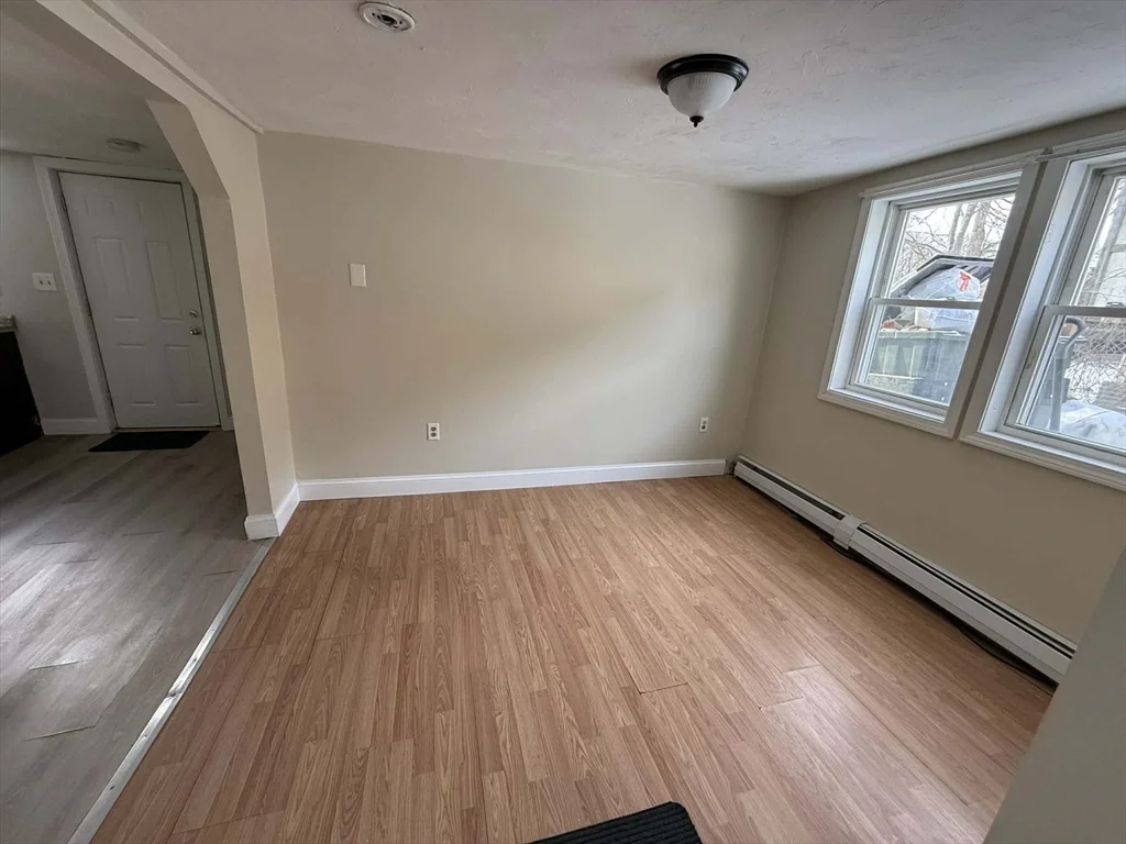 1 bed, 1 bath apartment for rent at 102-104 Cherry St Unit 2, Whitman — photo 6 of 8