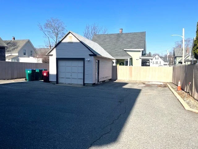 1 bed, 1 bath apartment for rent at 102-104 Fourth Ave Unit 2R, Lowell — photo 7 of 7