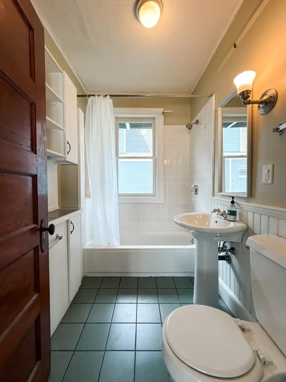 2 bed, 1 bath apartment for rent at 102-104 Pearson Rd Unit 2, Powder House Square — photo 11 of 14