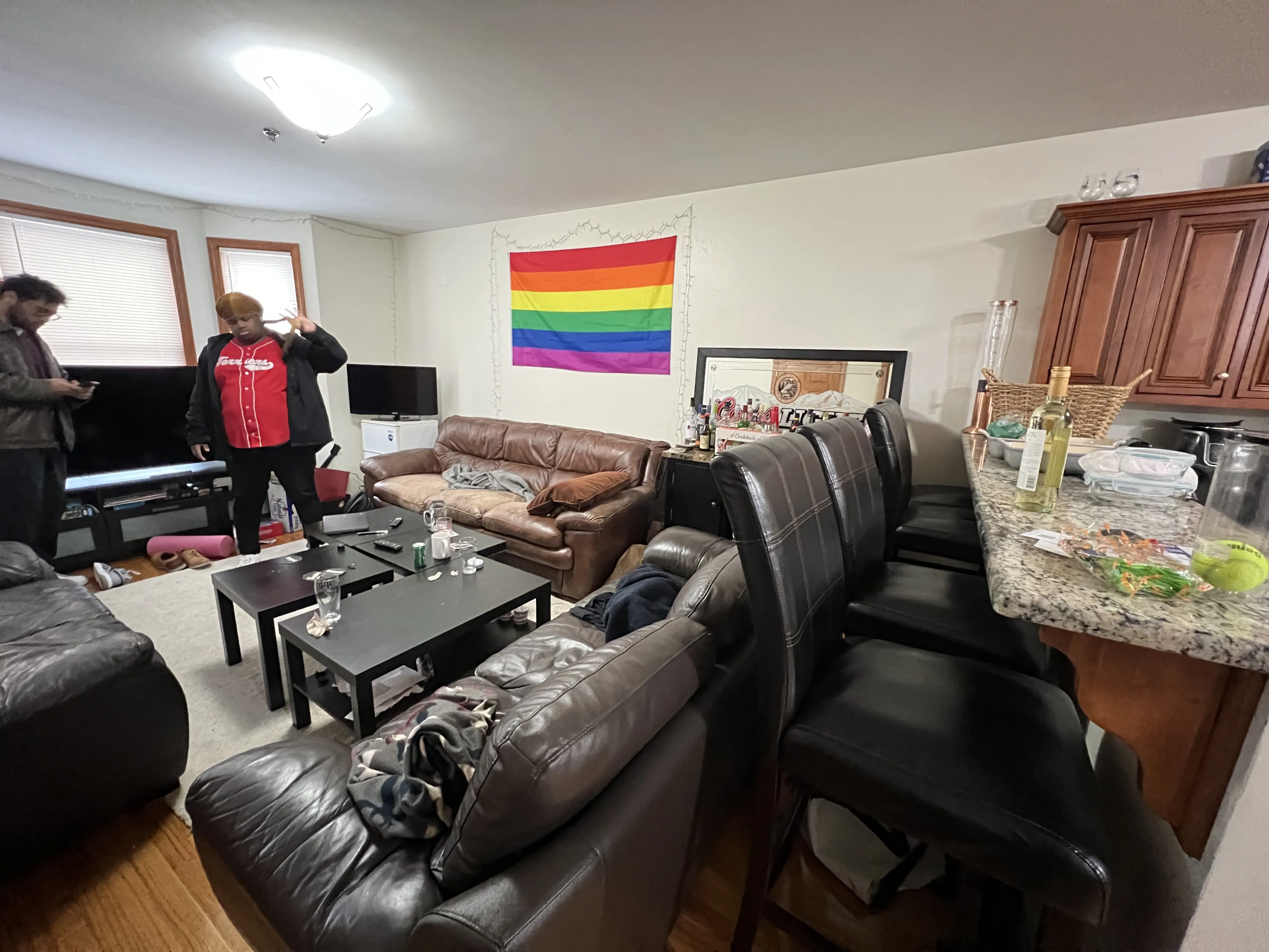 4 bed, 2 bath apartment for rent at 102 Allston St Unit 3, Allston — photo 2 of 18