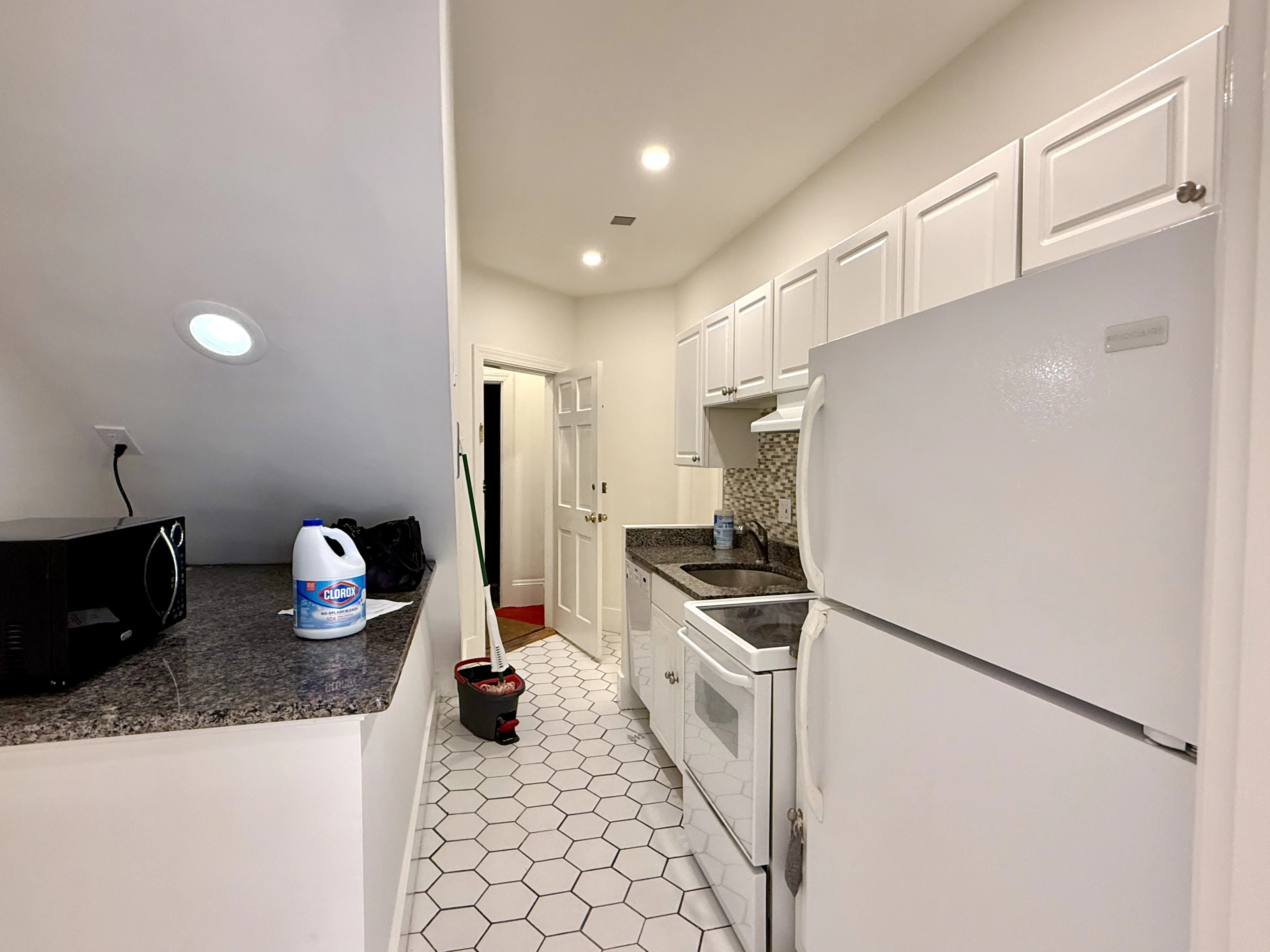 1 bed, 1 bath apartment for rent at 102 Appleton St Unit 2, South End — photo 5 of 14