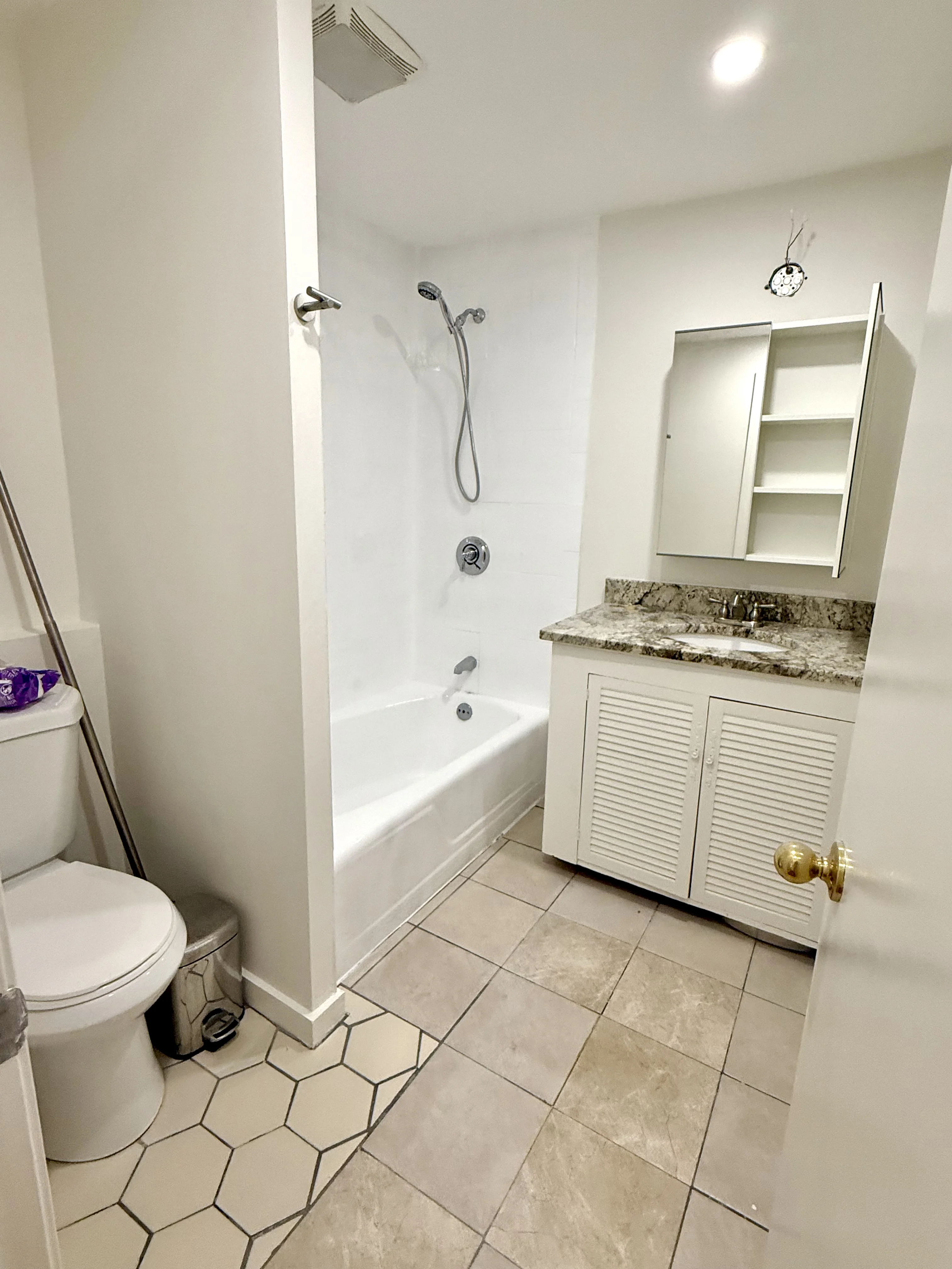 1 bed, 1 bath apartment for rent at 102 Appleton St Unit 2, South End — photo 10 of 14