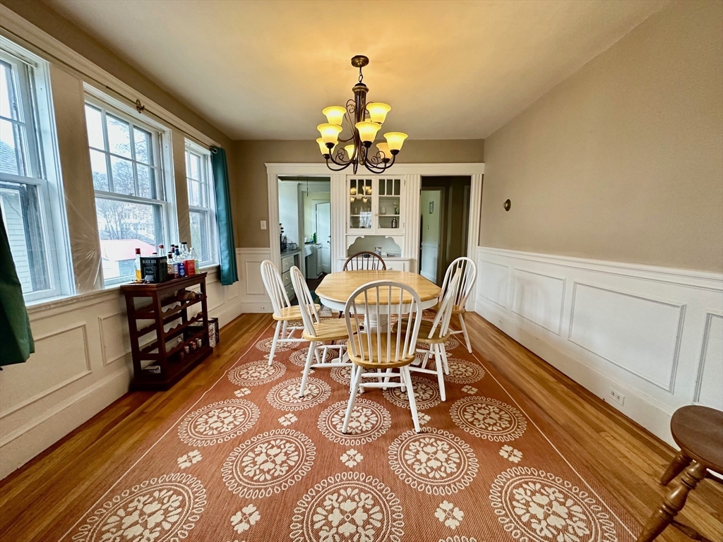 3 bed, 1 bath apartment for rent at 102 Bennett St Unit 2, Brighton — photo 6 of 17