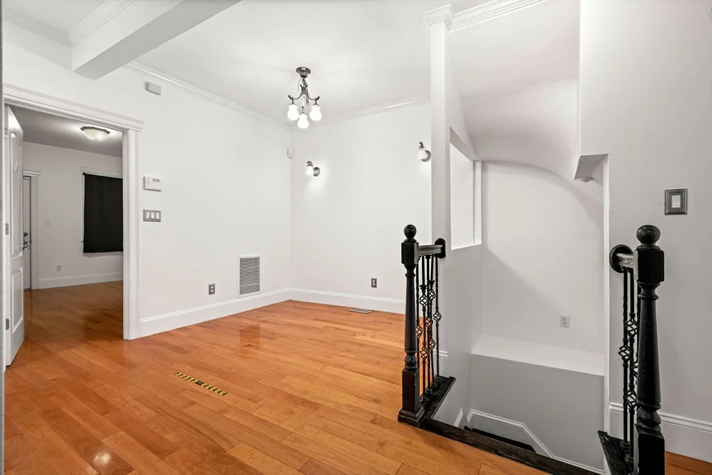 3 bed, 2 bath apartment for rent at 102 Boston St Unit 1, Dorchester — photo 13 of 40