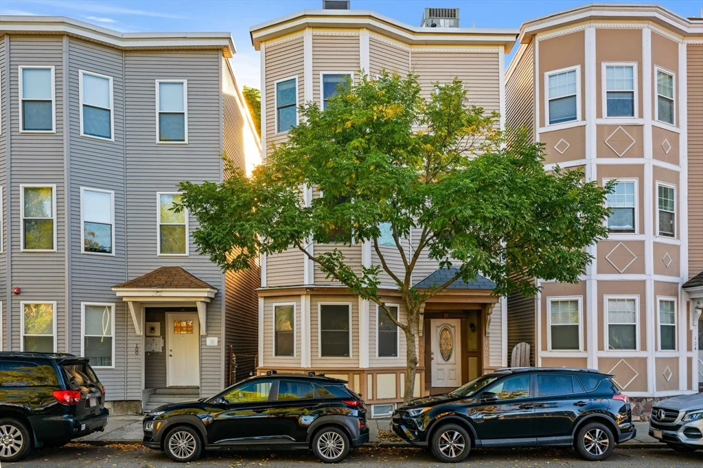3 bed, 2 bath apartment for rent at 102 Boston St Unit 1, Dorchester — photo 34 of 40