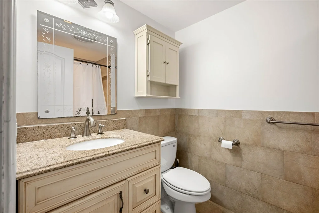 3 bed, 2 bath apartment for rent at 102 Boston St Unit 1, Dorchester — photo 29 of 40