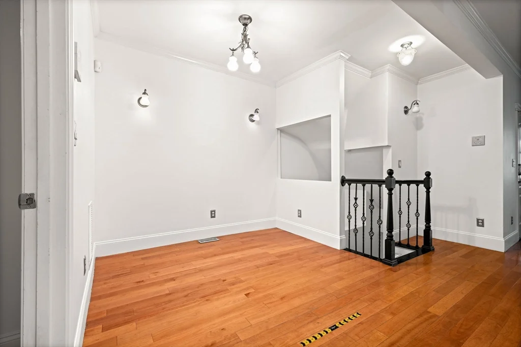 3 bed, 2 bath apartment for rent at 102 Boston St Unit 1, Dorchester — photo 14 of 40