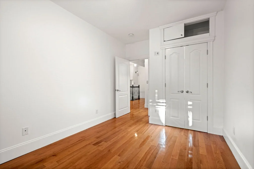 3 bed, 2 bath apartment for rent at 102 Boston St Unit 1, Dorchester — photo 19 of 40