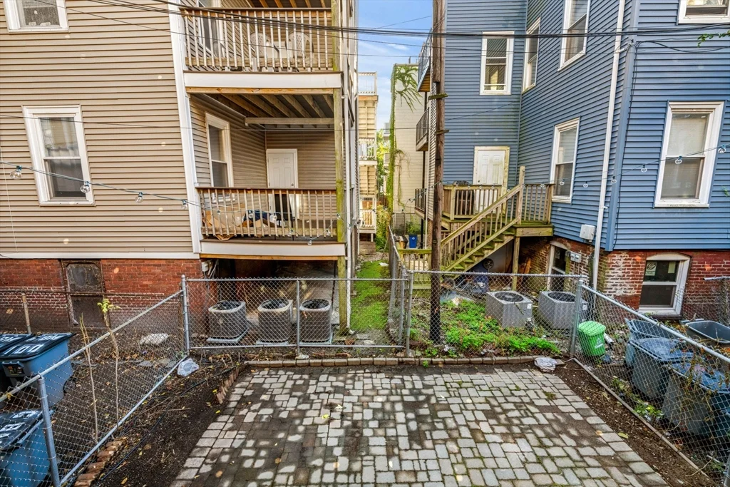 3 bed, 2 bath apartment for rent at 102 Boston St Unit 1, Dorchester — photo 31 of 40