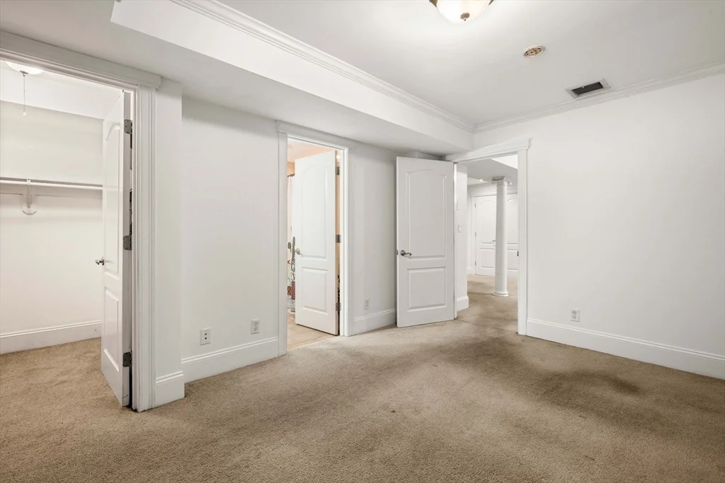 3 bed, 2 bath apartment for rent at 102 Boston St Unit 1, Dorchester — photo 28 of 40