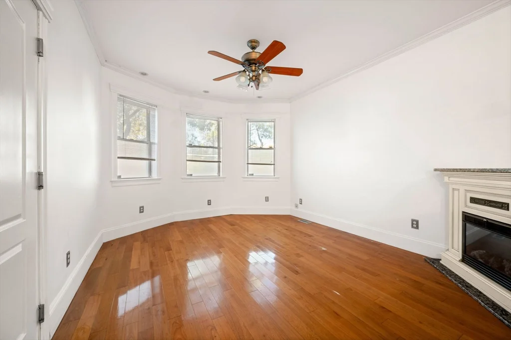 3 bed, 2 bath apartment for rent at 102 Boston St Unit 1, Dorchester — photo 6 of 40