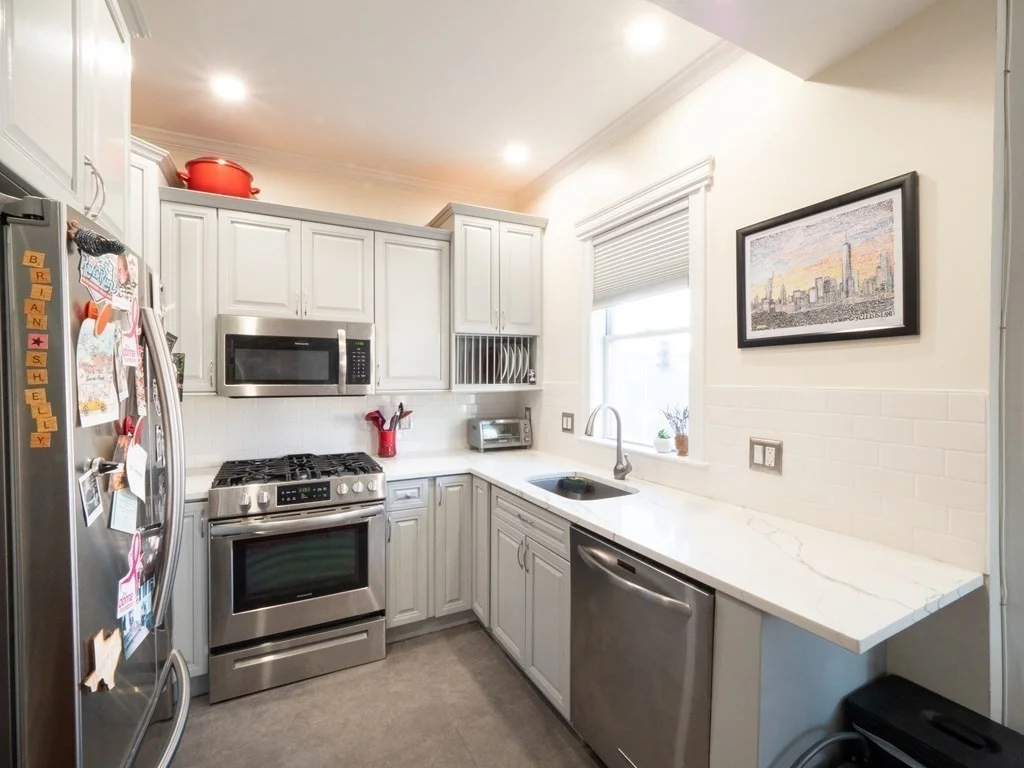 2 bed, 2 bath apartment for rent at 102 Boston St Unit 2, Boston — photo 2 of 15