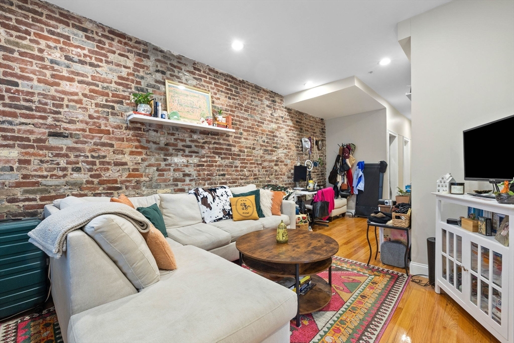 1 bed, 1 bath apartment for rent at 102 Chelsea St Unit 1R, East Boston — photo 2 of 10