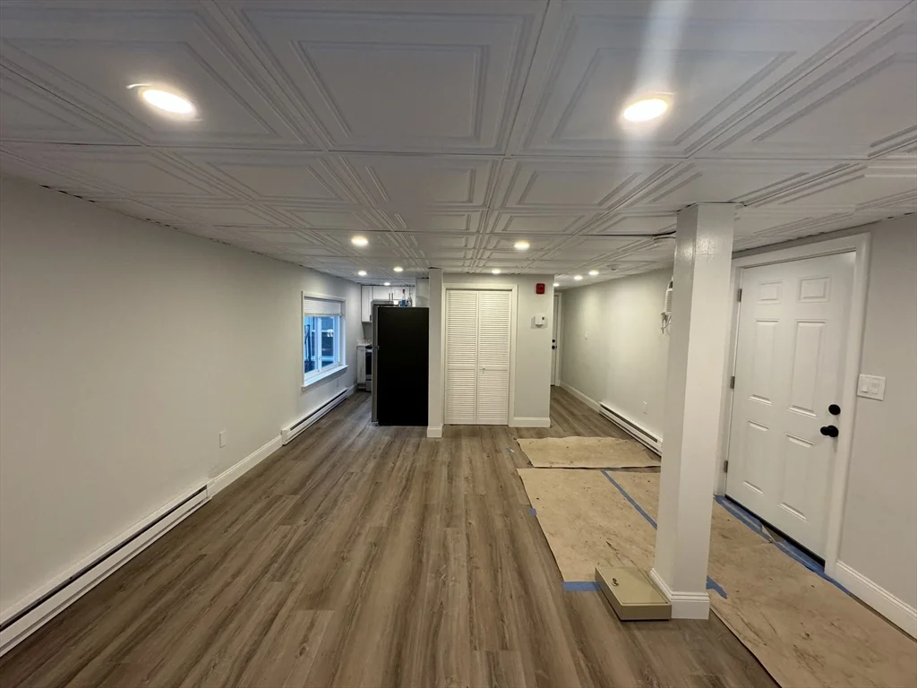 1 bed, 4+ bath apartment for rent at 102 Cross St Unit 1R, East Somerville — photo 6 of 8