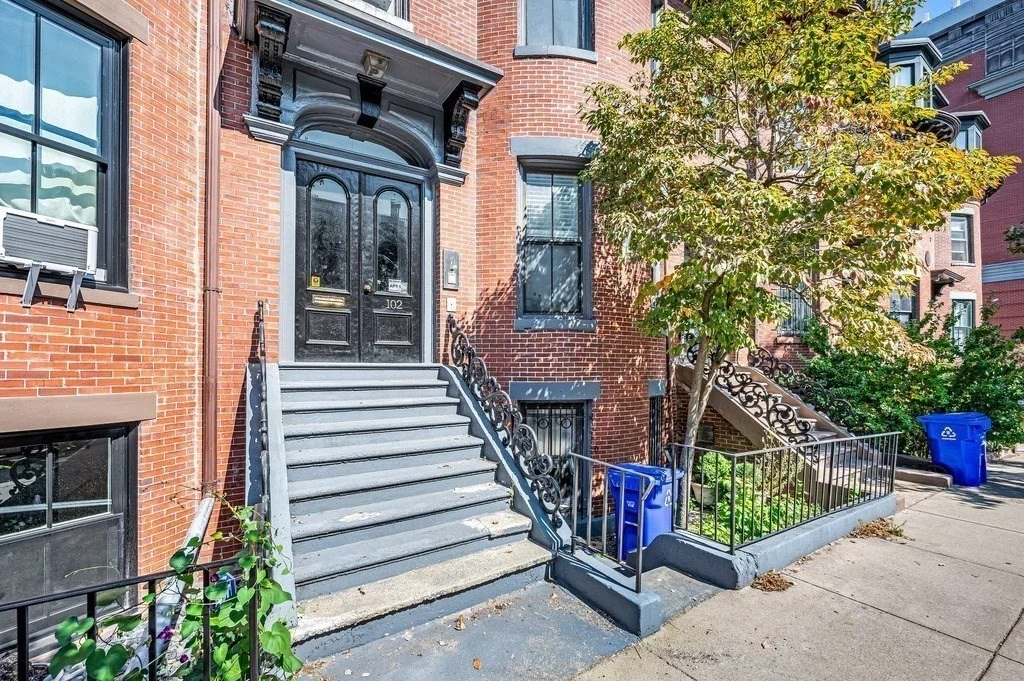 1 bed, 1 bath apartment for rent at 102 E Brookline St Unit 2, South End — photo 10 of 13