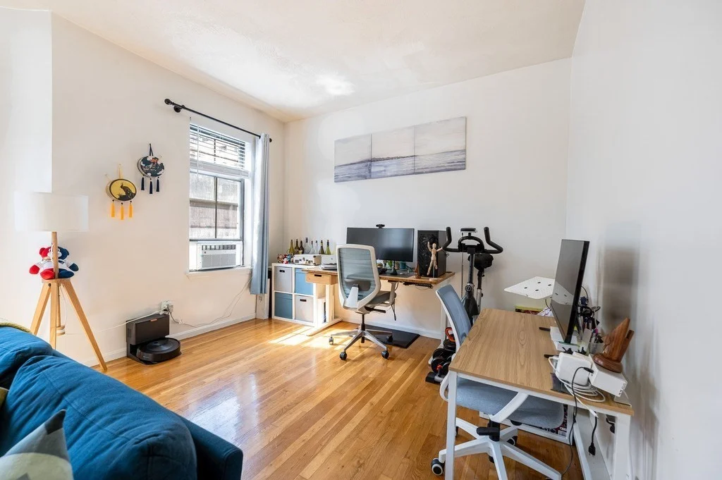 1 bed, 1 bath apartment for rent at 102 E Brookline Unit 3, South End — photo 3 of 15