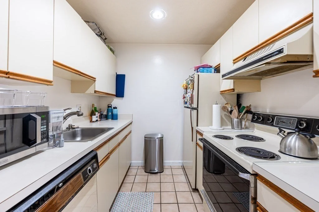 1 bed, 1 bath apartment for rent at 102 E Brookline Unit 3, South End — photo 10 of 15