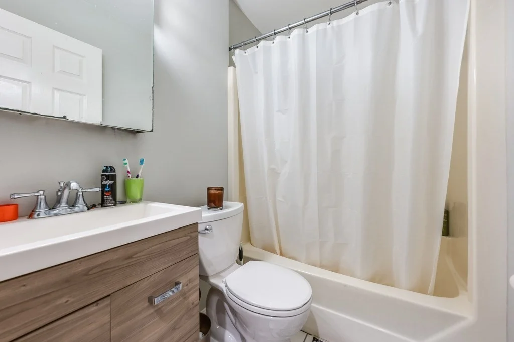 2 bed, 1 bath apartment for rent at 102 E Brookline Unit 4, South End — photo 15 of 20