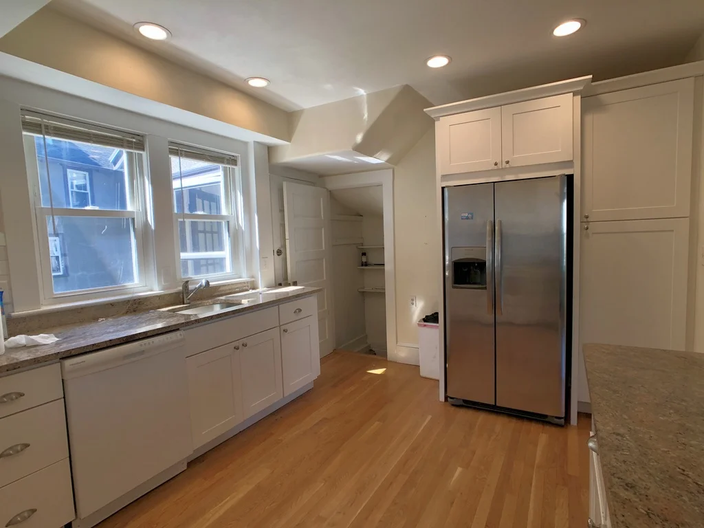 4 bed, 1.5 bath apartment for rent at 102 Erie Ave, Newton Highlands — photo 7 of 21