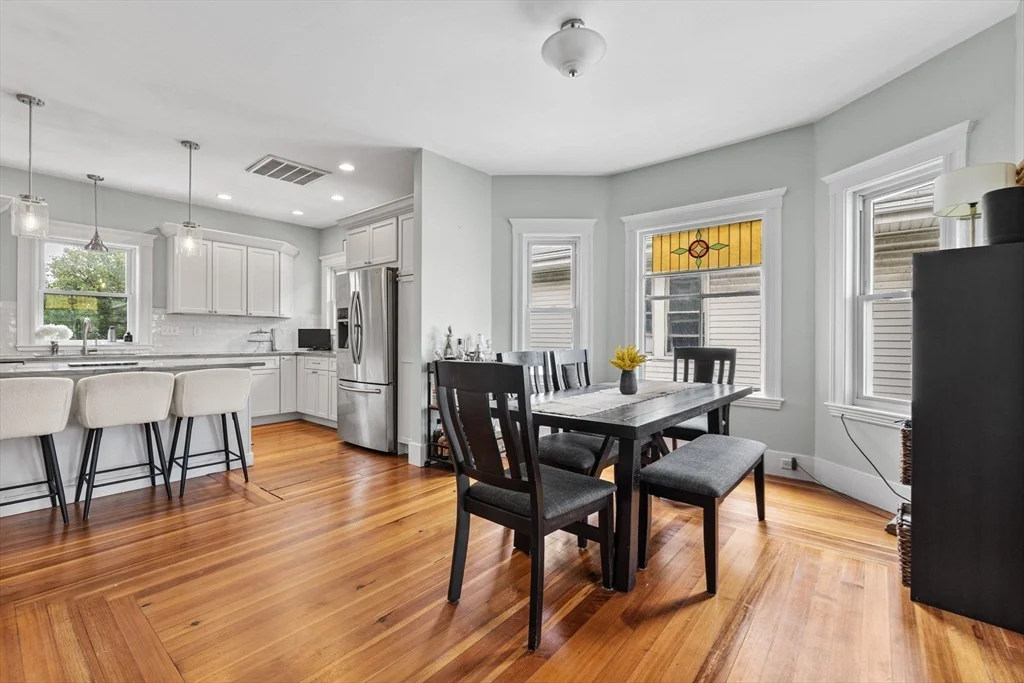 2 bed, 1 bath apartment for rent at 102 Harvard St Unit 2, Tufts University — photo 4 of 18
