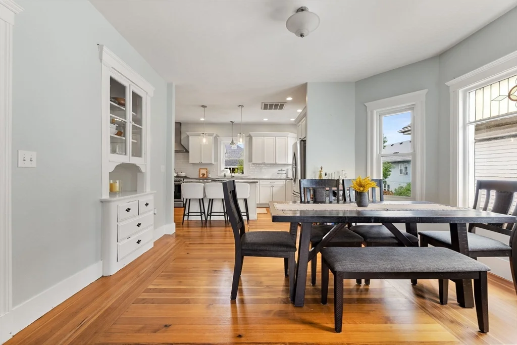 2 bed, 1 bath apartment for rent at 102 Harvard St Unit 2, Tufts University — photo 5 of 18