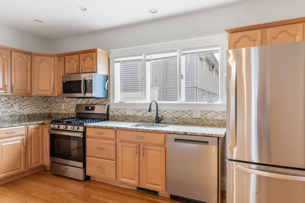 2 bed, 1 bath apartment for rent at 102 Jaques St Unit 1, Winter Hill — photo 2 of 19