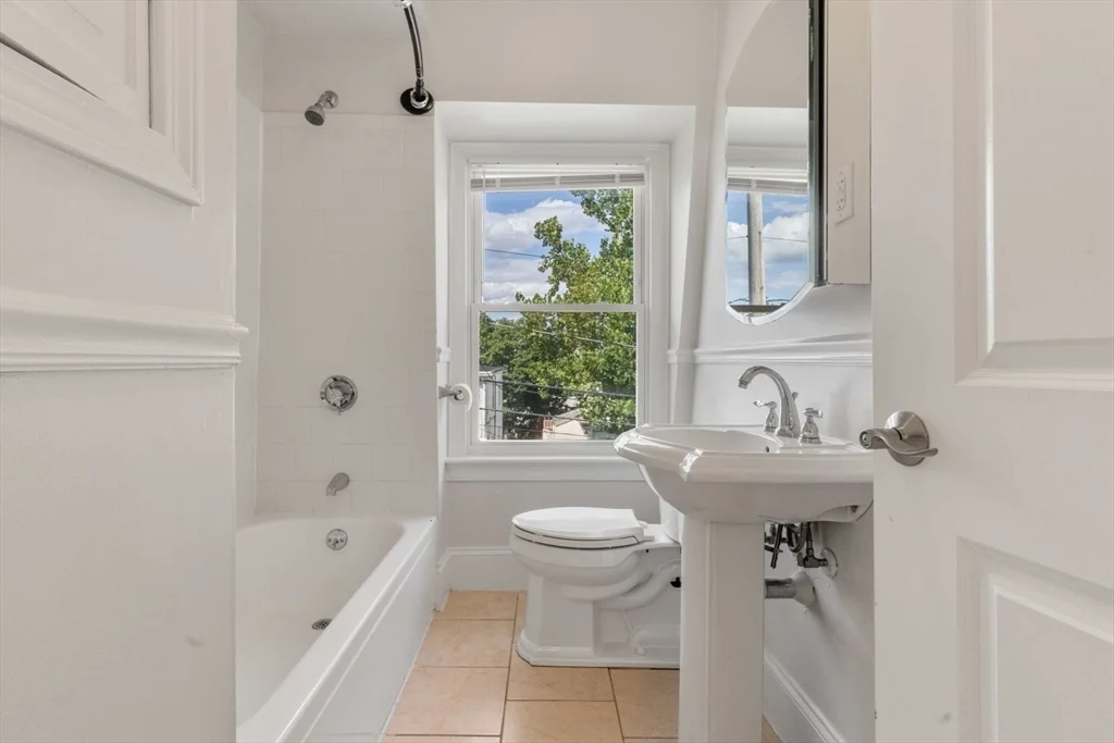 1 bed, 1 bath apartment for rent at 102 Jaques St Unit 2, Winter Hill — photo 10 of 15