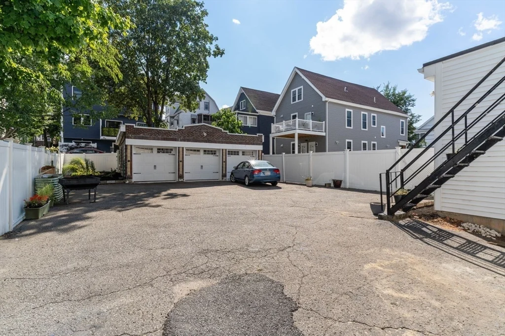 1 bed, 1 bath apartment for rent at 102 Jaques St Unit 2, Winter Hill — photo 14 of 15