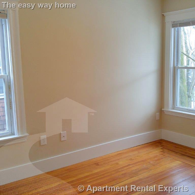 4 bed, 2 bath apartment for rent at 102 Morrison Ave Unit 2, Davis Square — photo 10 of 17