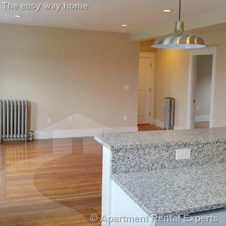 4 bed, 2 bath apartment for rent at 102 Morrison Ave Unit 2, Davis Square — photo 3 of 17