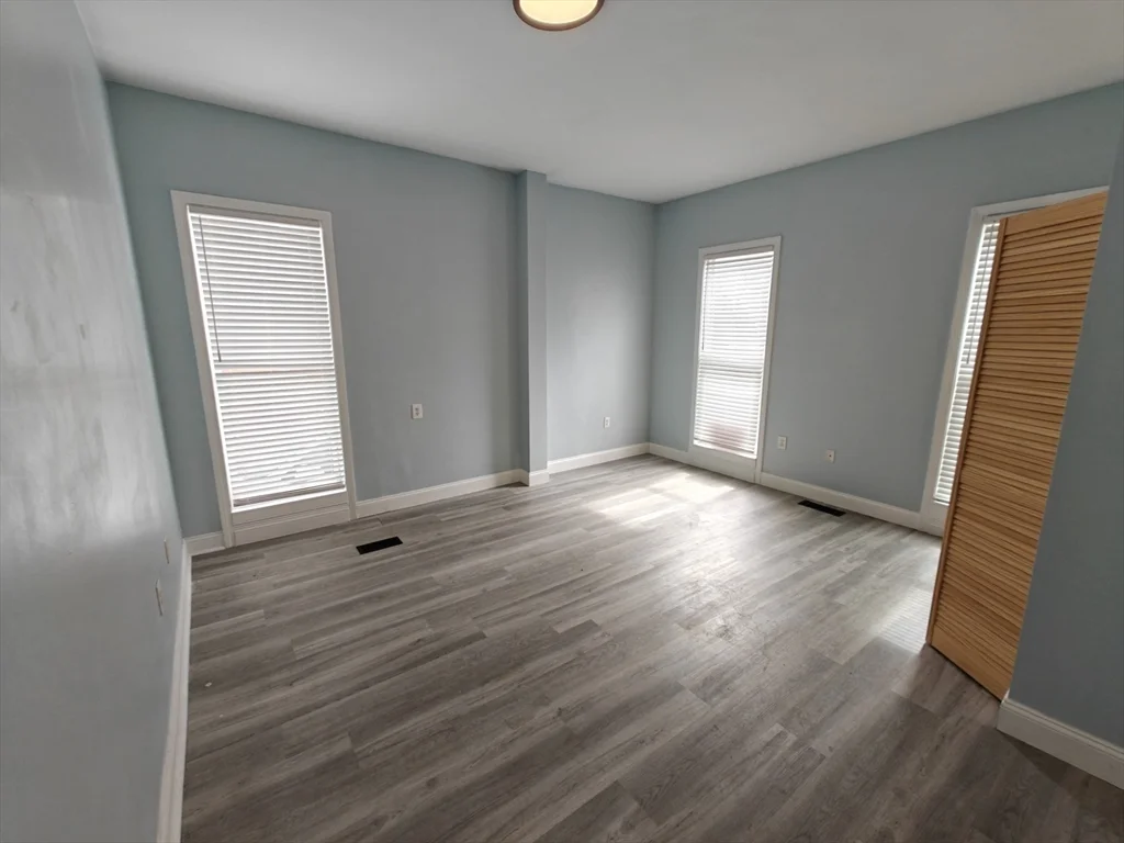 2 bed, 2 bath apartment for rent at 102 Mount Pleasant Ave Unit 1, Roxbury — photo 19 of 25