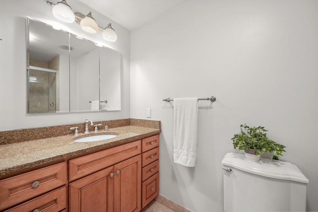 2 bed, 2 bath apartment for rent at 102 Myrtle St, Beacon Hill — photo 18 of 32