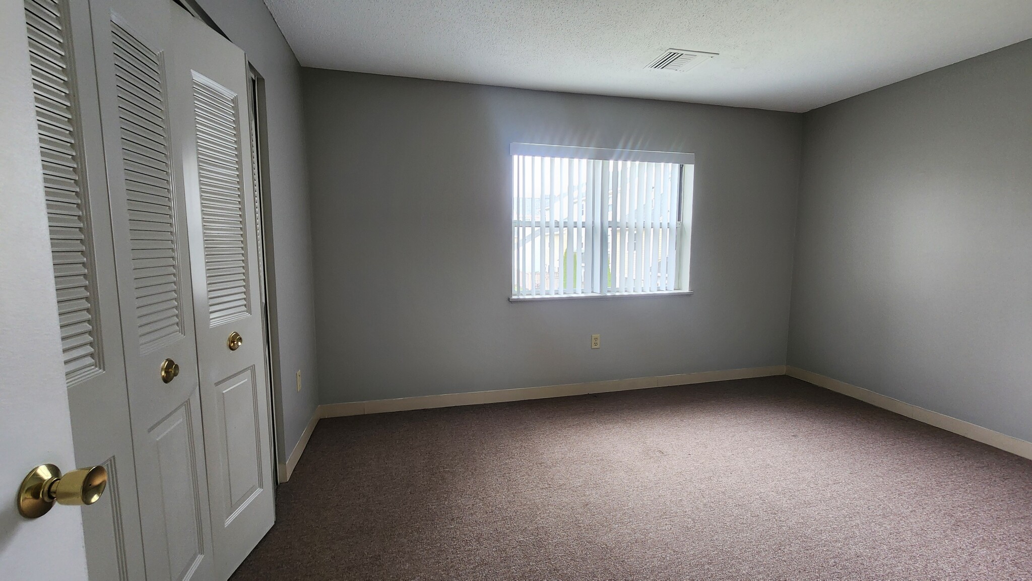 3 bed, 1.5 bath apartment for rent at 102 North Point Dr Unit 102, Dorchester — photo 14 of 31