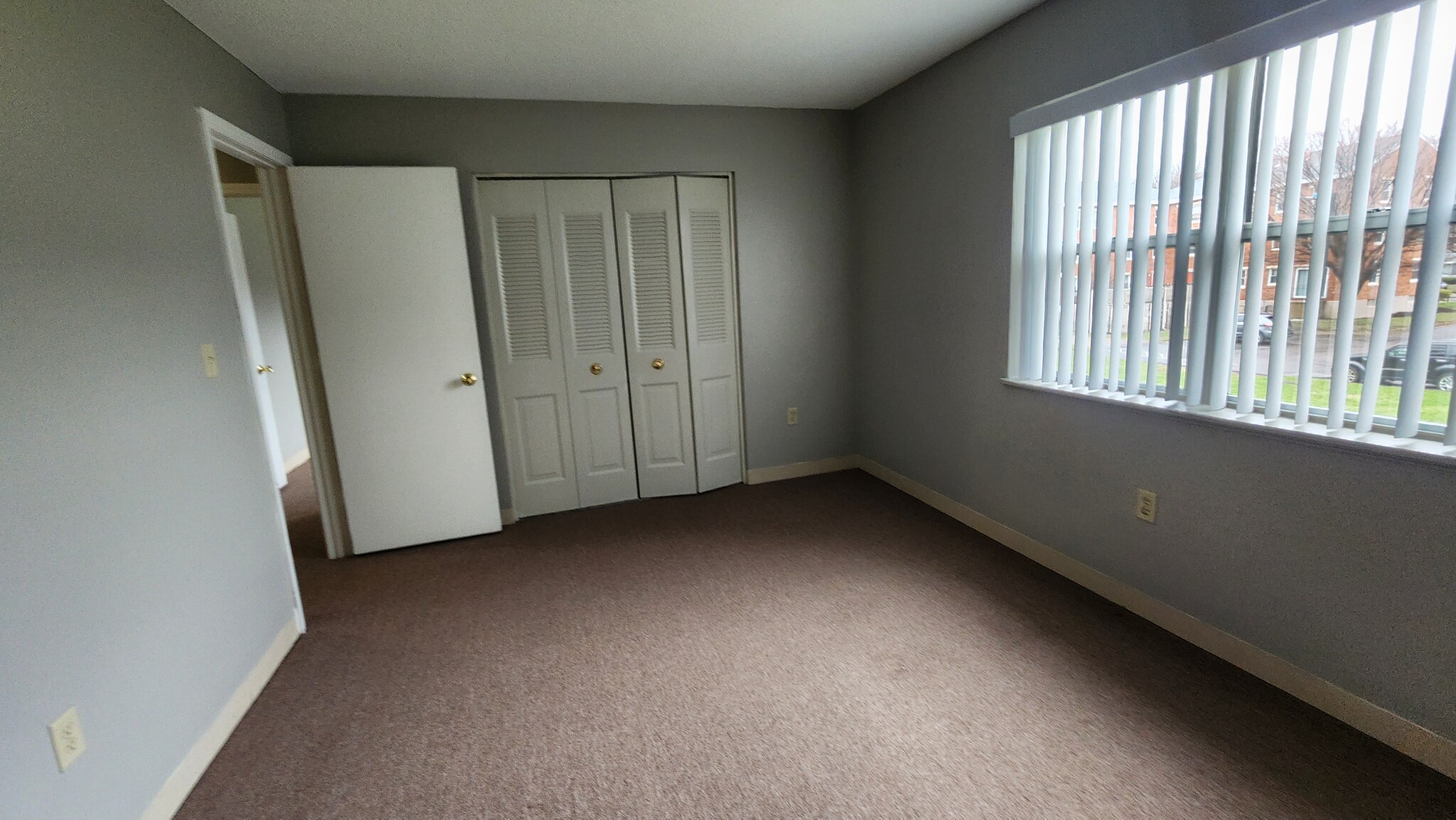 3 bed, 1.5 bath apartment for rent at 102 North Point Dr Unit 102, Dorchester — photo 15 of 31