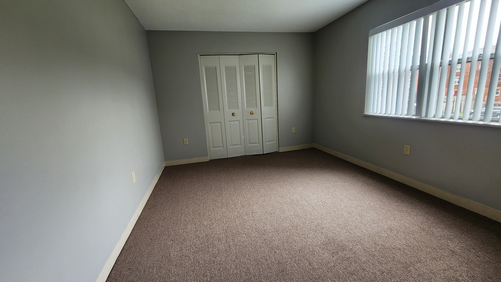 3 bed, 1.5 bath apartment for rent at 102 North Point Dr Unit 102, Dorchester — photo 17 of 31