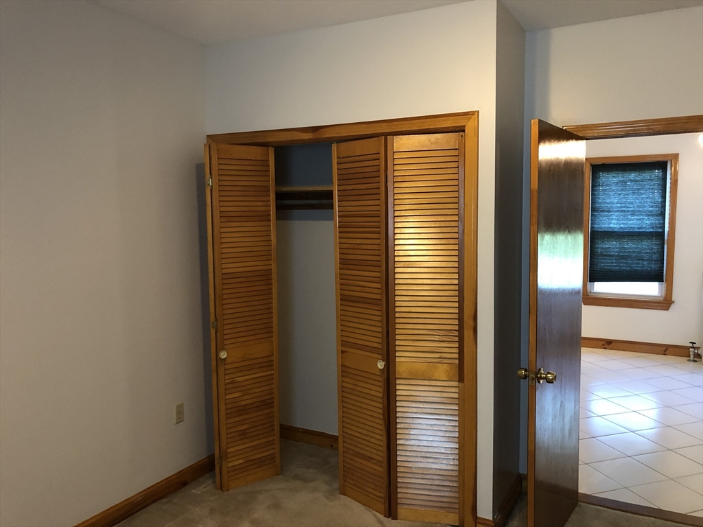 2 bed, 1 bath apartment for rent at 102 Prospect Unit R1, Ward Two — photo 7 of 9