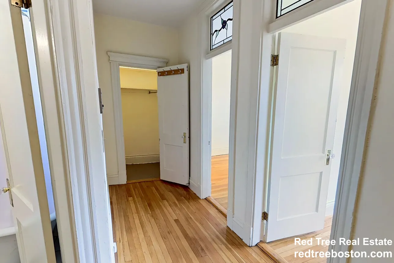 1 bed, 1 bath apartment for rent at 102 Queensberry St Unit 15, Fenway — photo 5 of 12
