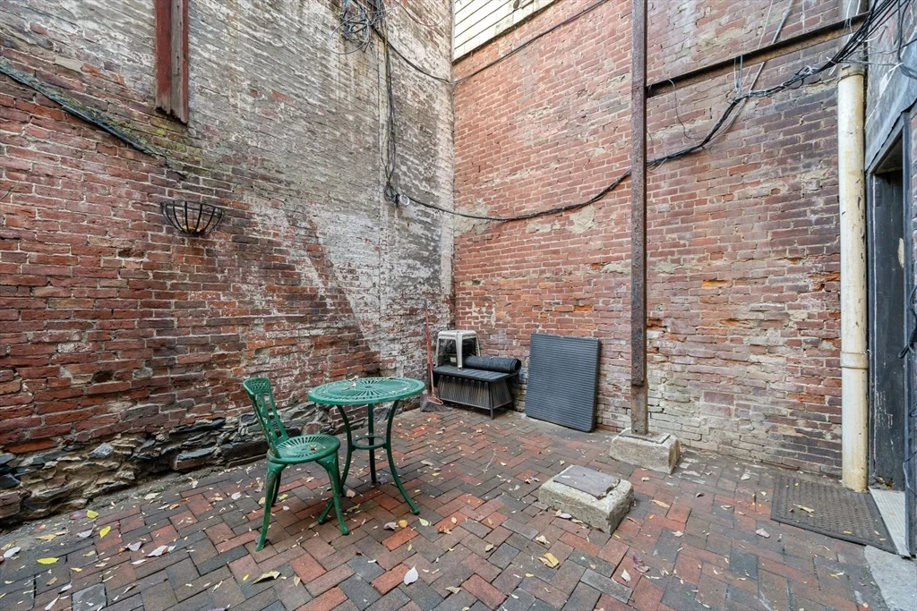 2 bed, 2 bath apartment for rent at 102 Revere St Unit 1A, Beacon Hill — photo 22 of 28