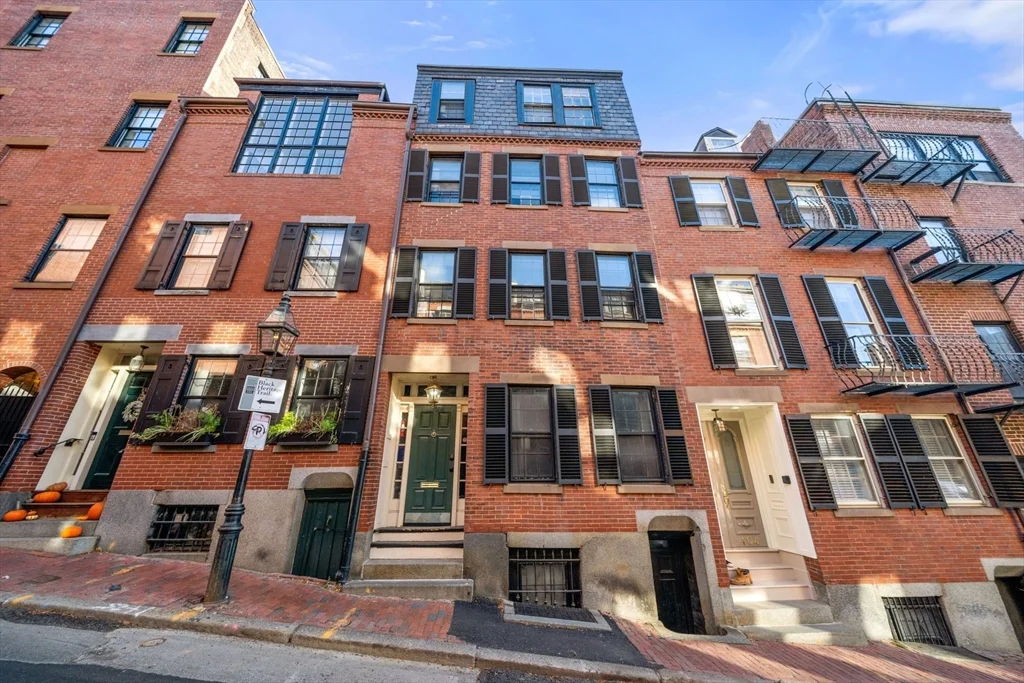 2 bed, 2 bath apartment for rent at 102 Revere St Unit 1A, Beacon Hill — photo 28 of 28