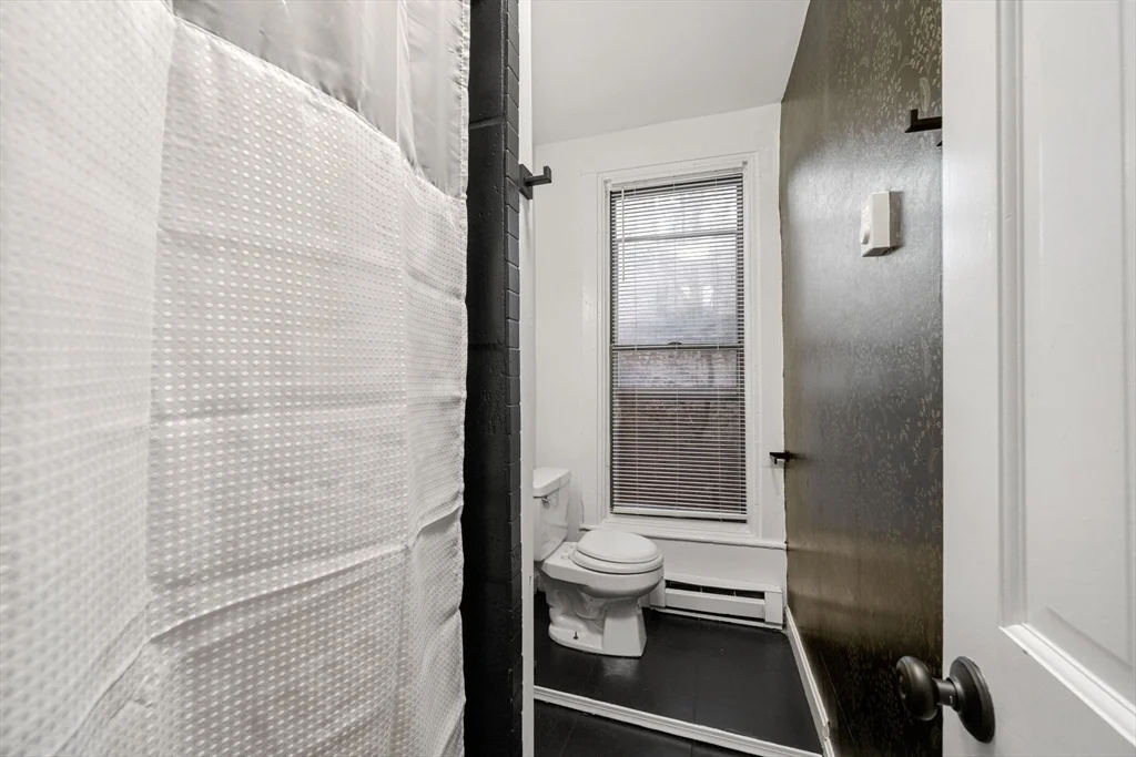 2 bed, 2 bath apartment for rent at 102 Revere St Unit 1A, Beacon Hill — photo 15 of 28