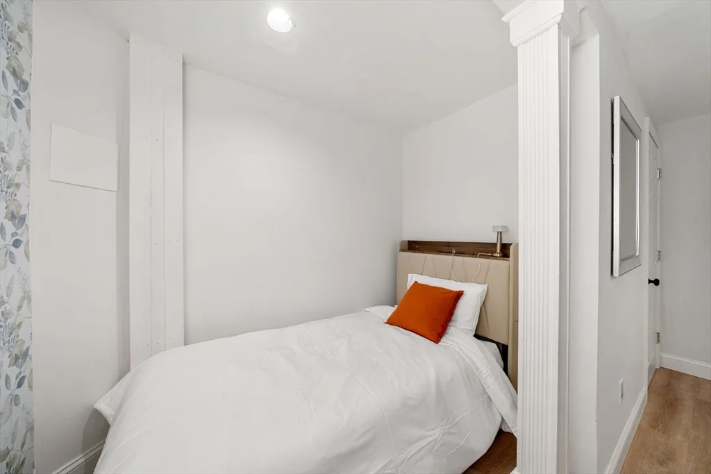 2 bed, 2 bath apartment for rent at 102 Revere St Unit 1A, Beacon Hill — photo 24 of 28