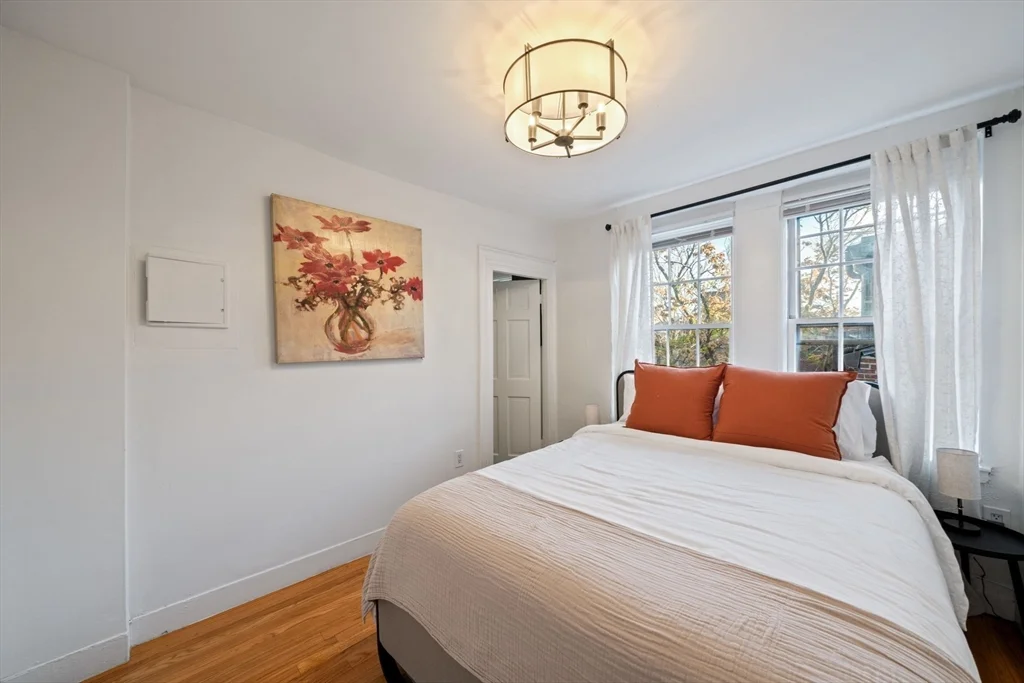 1 bed, 1 bath apartment for rent at 102 Revere St Unit 4, Beacon Hill — photo 11 of 19