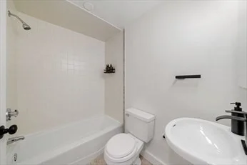 2 bed, 1 bath apartment for rent at 102 Revere Unit 1, Beacon Hill — photo 24 of 30