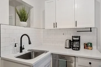 2 bed, 1 bath apartment for rent at 102 Revere Unit 1, Beacon Hill — photo 11 of 30